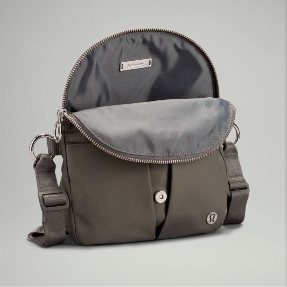 lululemon athletica All Night Festival Bag - Gray Sage *Rare Release* - Picture 3 of 11